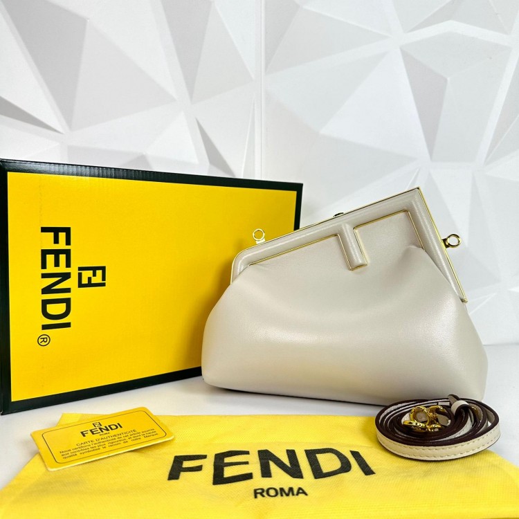 FENDİ FİRST SMALL BAG BEJ